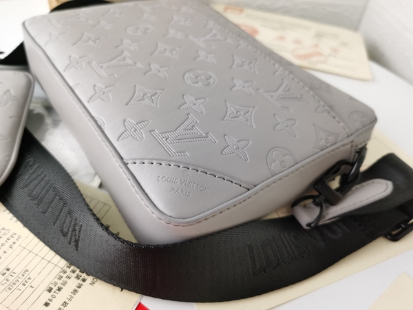 ルイヴィトンバッグ細部ディテール